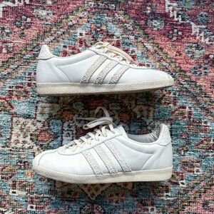 Adidas x Disney collab. Gazelle OG